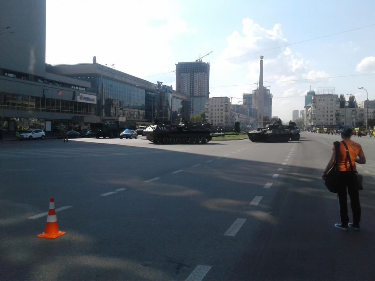 Центр Києва, частина проспекту Перемоги і частина Подолу в зв'язку з підготовкою до параду буде перекрито
