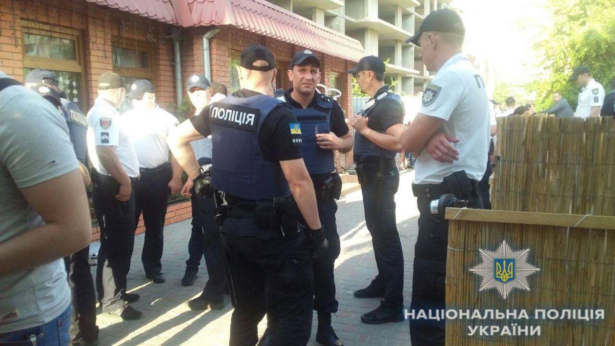 Учасники конфлікту доставлені в Таїровське відділення поліції для з'ясування обставин події