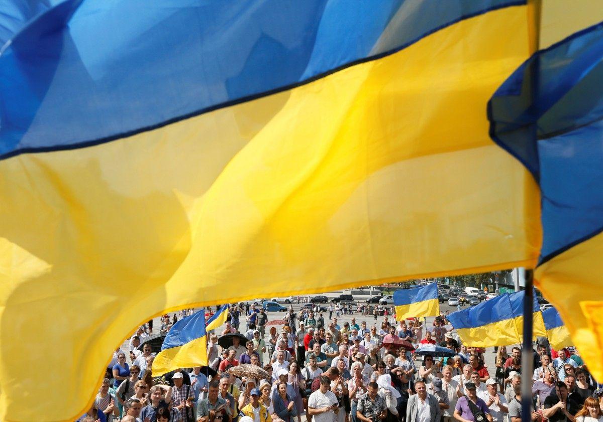 Київ може зробити несподіваний і зухвалий крок в напрямку лібералізації міграційної політики і залучити більше західних фахівців і працівників в країну