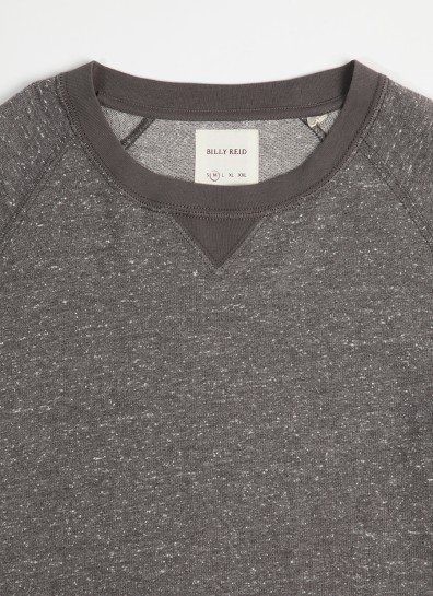Етимологія назви (sweat - піт, shirt - сорочка) досить точно відображає початкове призначення цього светри