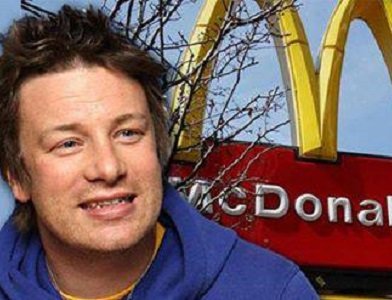 Знаменитий британський шеф-кухар показав, з чого насправді робляться гамбургери McDonald's
