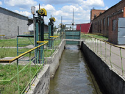 КП «Харківводоканал» контролює стічні води, що скидаються споживачами в міську каналізацію, і газове середовище каналізаційних колекторів за допомогою відомчої аналітичної лабораторії