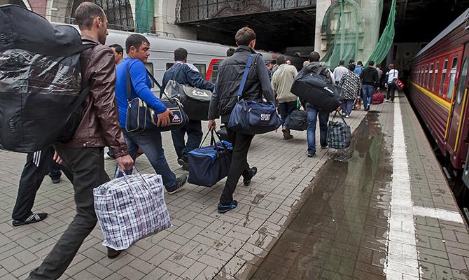 У той же час, не ознайомившись з законодавством країни, в яку людина виїхала працювати, він наштовхується на безліч проблем