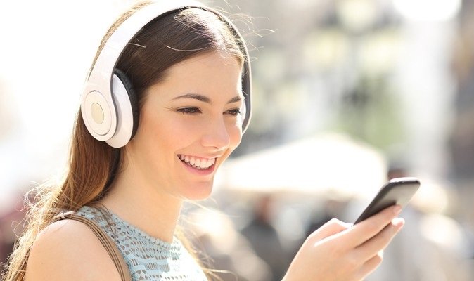 Безпровідні навушники   - це не тільки зручне, але й дороге задоволення