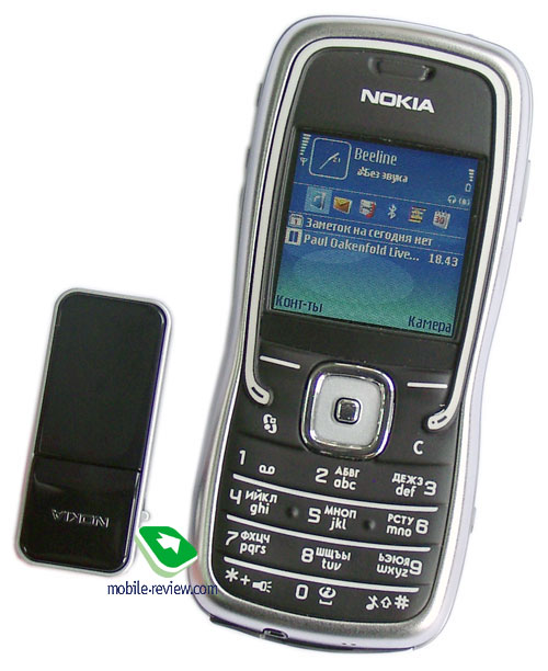 Комплект поставки   гарнітура   Зарядний пристрій Nokia AC-3   Шнурок з власником   дужка   Інструкція   Сучасного покупця вкрай складно чимось зачепити, мова, звичайно, про Bluetooth-гарнітури, ми вже бачили і пристойну якість передачі мови в багатьох продуктах, і цікавий дизайн, який «не робить вас в гарнітурі схожим на кіборга» (фраза з рекламних матеріалів Sony Ericsson), і непоганий час роботи, і мініатюрні розміри, і можливість зв'язку з декількома пристроями