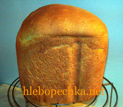 Хлебопечка забезпечить нам свіжий, запашний хліб в будь-який час, для цього навіть не потрібно виходити з дому