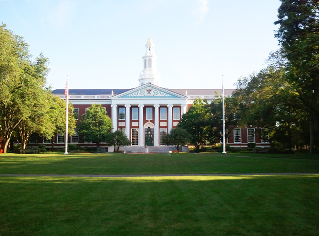 У загальносвітовому рейтингу з 500 університетів 150 - американські, а Harvard 10-й рік поспіль стає №1 серед вищих навчальних закладів світу